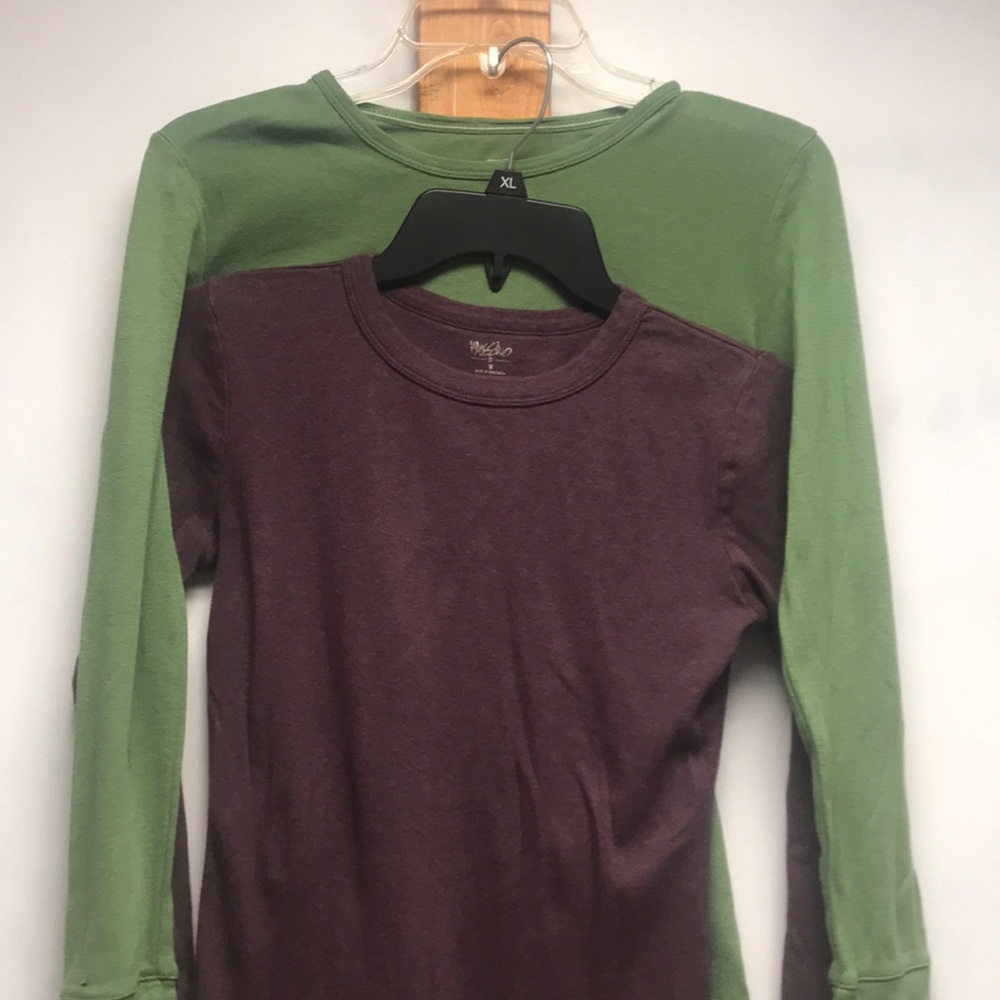 Women’s T shirts -2 small & medium size - Picture 4 of 13